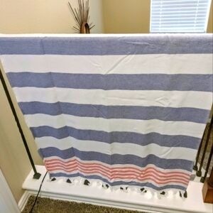 Egyptian Cotton Beach Outdoor Picnic Blanket Tassel Wrap in Red White Blue NWOT